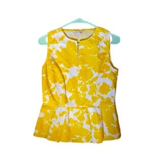 GAP Sleeveless Top Yellow and White Floral Print Peplum waist 
size XS
